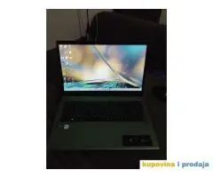 Prodajem laptop I7 procesor Acer